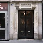 Au Coeur De Paris Joli Nid Equipe Calme Clair Ascenseur Ac