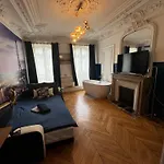 Beautiful Rooms Nearby Champs Elysees