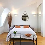 Bluestay 239 - Superbe Appartement A Pigalle