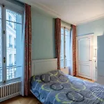 Avenue Niel - Appart Spacieux
