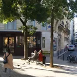 Cosy 2 Room 50M2 Parisian Classic Flat - Passy, 16Th Arrondissement, Near Eiffel Tower