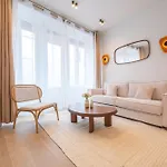 Apartment In Montmartre