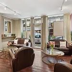 Hotel De Sevres