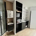 Batignolles, Montmartre Chambre 12M2 , Metro 13 Et 14