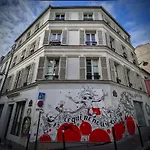 Fully Renovated Apartment In Montmartre
