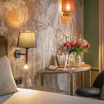 Avalon Hotel