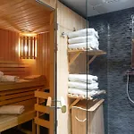 Helussi Hotel