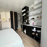 Batignolles, Montmartre Chambre 12M2 , Metro 13 Et 14