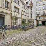 Apartment In The Heart Of Paris 4 People Fbmar3