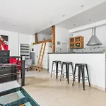 Loft De 80 M² Avec Jardin Privatif
