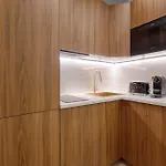 Charming Pied-A-Terre Champs-Elysee