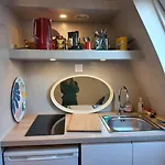 Charming Room - Famous Marais Neighborhood