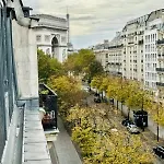 Cozy Room Nearby Champs Elysees 6