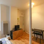 Superb quiet&comfortable studio apartment