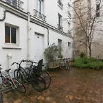 Superb quiet&comfortable studio apartment