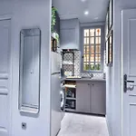 Modern Flat - Passage Des Petites Ecuries - Mobility Lease