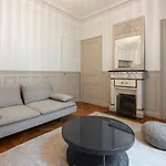 Appartement Elegant Et Spacieux Dans Le 8Eme