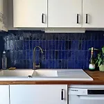 Sunny & Stylish 2-Bedroom In Viet-Namese District