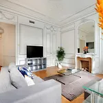 Magnificent Appt - 2Bd 4P - Champs-Elysees Alma