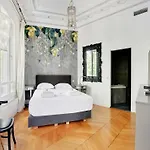 Magnificent Appt - 2Bd 4P - Champs-Elysees Alma