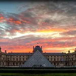 Authentic Parisian Flat - Louvre Royal - Paris 1
