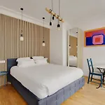 A Sweet Studio In Montparnasse - Boulevard Du Montparnasse