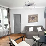 Cosy Hideaway Near Montparnasse
