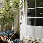 Chic Neighborhood Charming Courtyard Studio 7Th