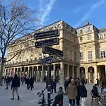 Cosy Appartement Next To Louvre