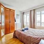 Appartement Au Coeur Du 17Eme