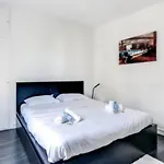 Hsh Daru - Parc Monceau St Honore Cosy Appartement 4P