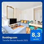Arc De Triomphe Superbe Appartement Paris Free Netflix