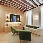 Appartement Lubeck Au Centre De Paris