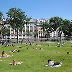 Paradis Du Canal St-Martin Et Jardin Villemin