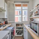 Design Apartment In Montmartre!