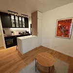 Studio Parisien Coeur Montmartre - Paris 18 - 2P