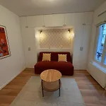Studio Parisien Coeur Montmartre - Paris 18 - 2P