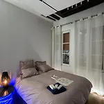 Fantastique Et Incroyable Appartement Le Marais Paris