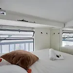 Duplex Center Of Paris By Studio Prestige