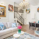 Luxury 3 Bedroom 2 Bathroom Palace Apartment - AC - Louvre