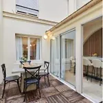 Terrace Apartment Trocadero Eiffel Tower By Studio Prestige