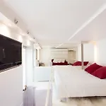 Stylish,luxury duplex Paris city center