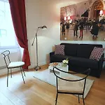 Louvre Opera Classic ChicSuites