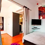 Charming Apartment In Le Marais