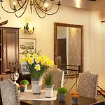 Castex Hotel