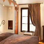 Castex Hotel