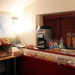 New Hotel Saint Lazare