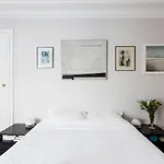 Veeve - Latin Quarter Retreat