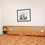 Hospitel Hotel Dieu