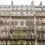 08 Design Flat Republique
